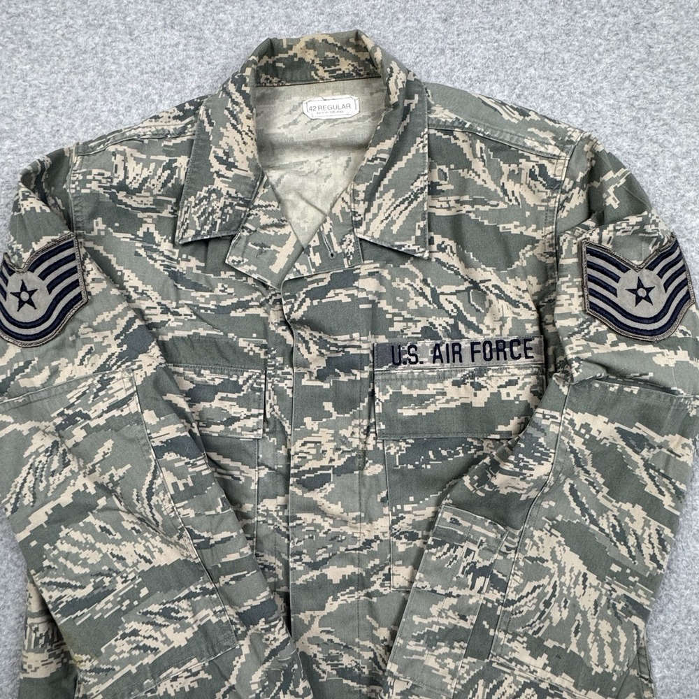 US Air Force Coat‎ Utility USAF Camo Mens 42 Reg Patches Button Front SPM1C1-06